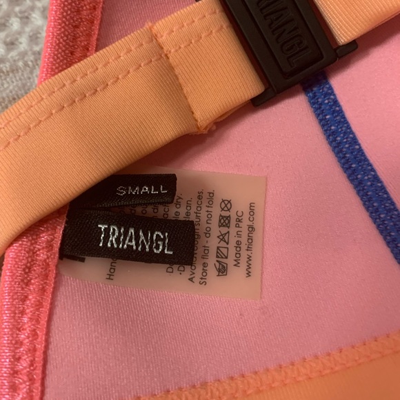 Triangle bikini top! Excellent. Condition Sz S - Picture 6 of 11